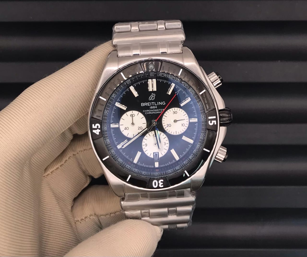 Super Chronomat B01 44, chronograph, wristwatch, 44 mm.
