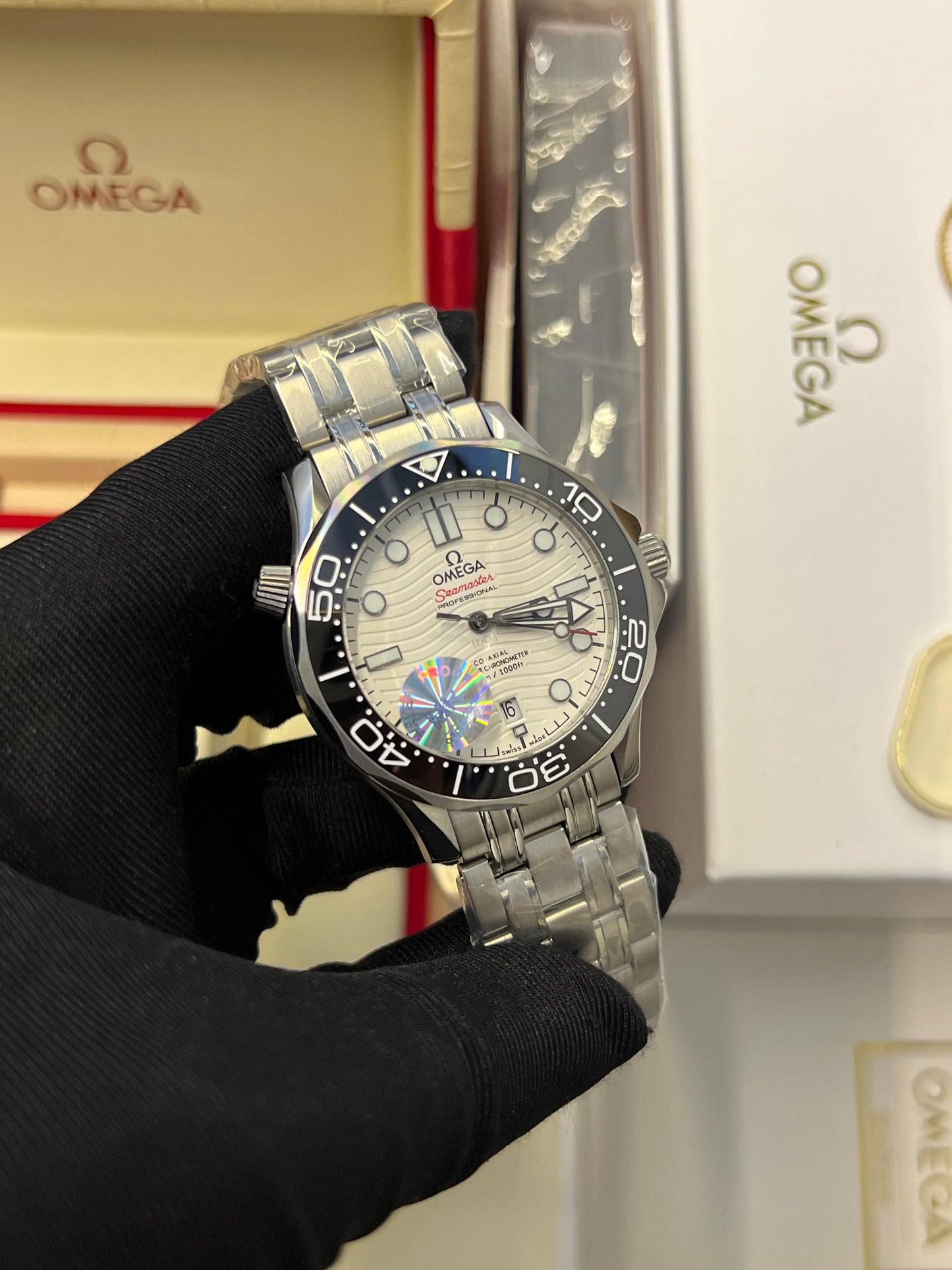 Omega Seamaster Black, White Dial