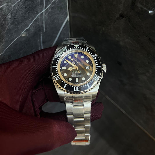 Rolex Submariner Silver Chain Black Dial