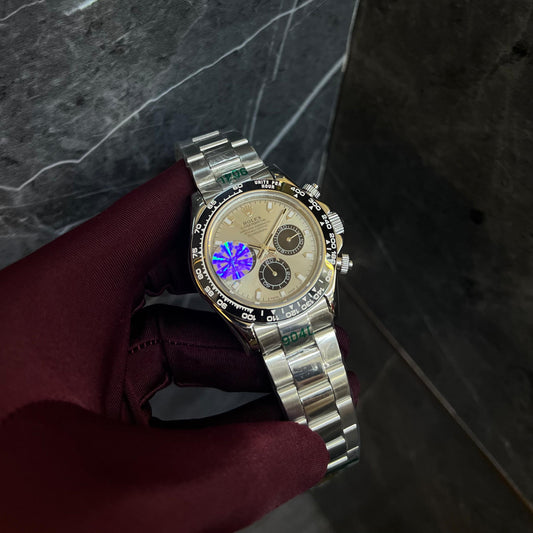 Rolex Daytona Silver  Chain Chain Dark White  Dial Chronograph