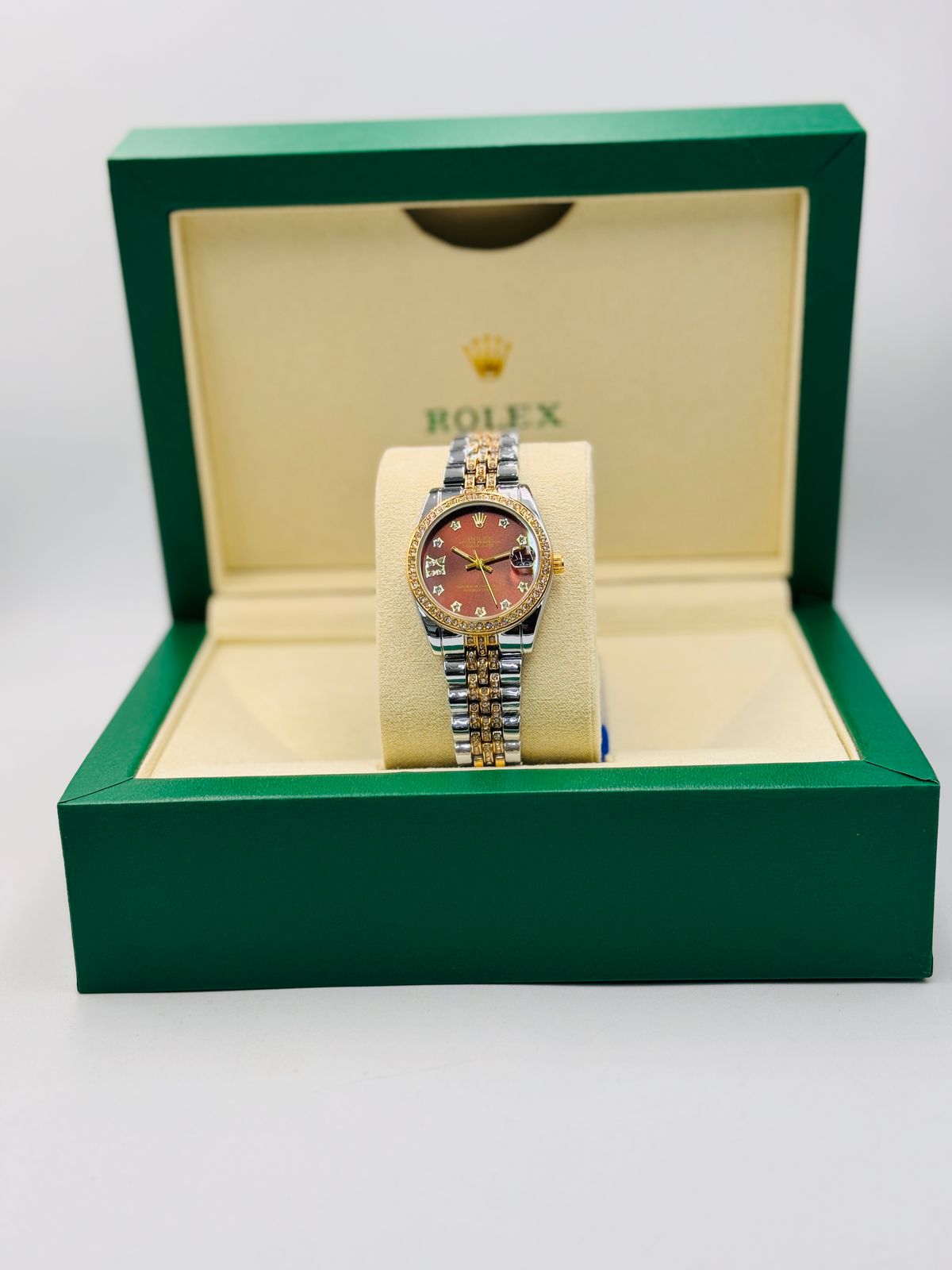 Girls Rolex DateJust Damiond Dial Watch Design 1